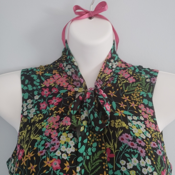 NY & Co Neck Tie Dress w/Lace Trim - Picture 3 of 7